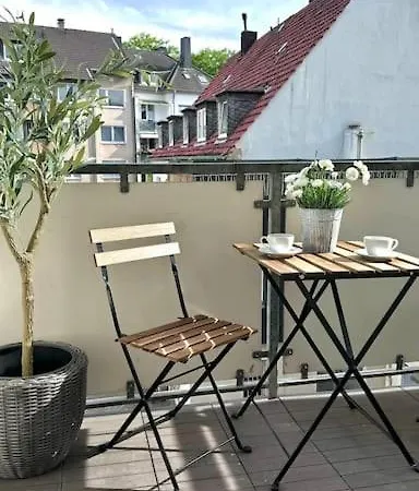 15 Minuten Fussweg Zum Stadion Und Privatparkplatz Apartment