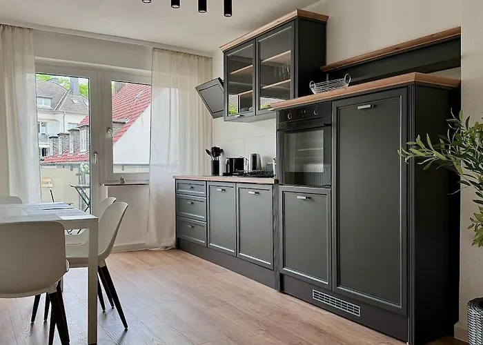 15 Minuten Fussweg Zum Stadion Und Privatparkplatz Dortmund