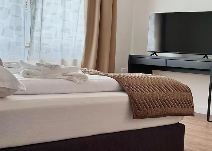 Appartement 15 Minuten Fussweg Zum Stadion Und Privatparkplatz *