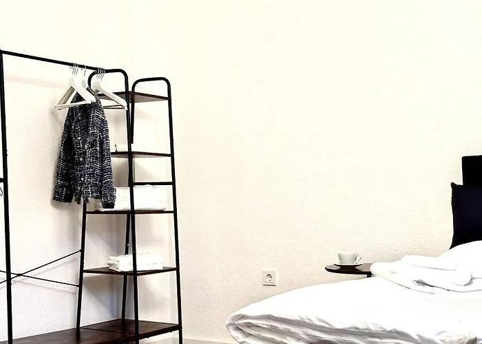 15 Minuten Fußweg Zum Stadion Und Privatparkplatz Apartment *