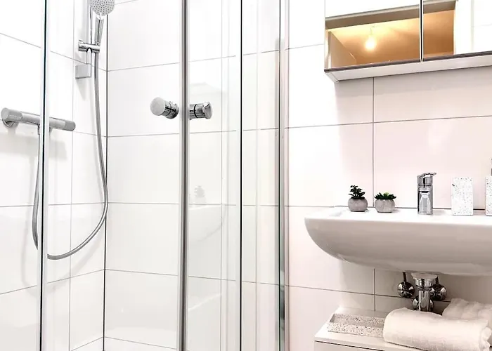 Appartement 15 Minuten Fussweg Zum Stadion Und Privatparkplatz *